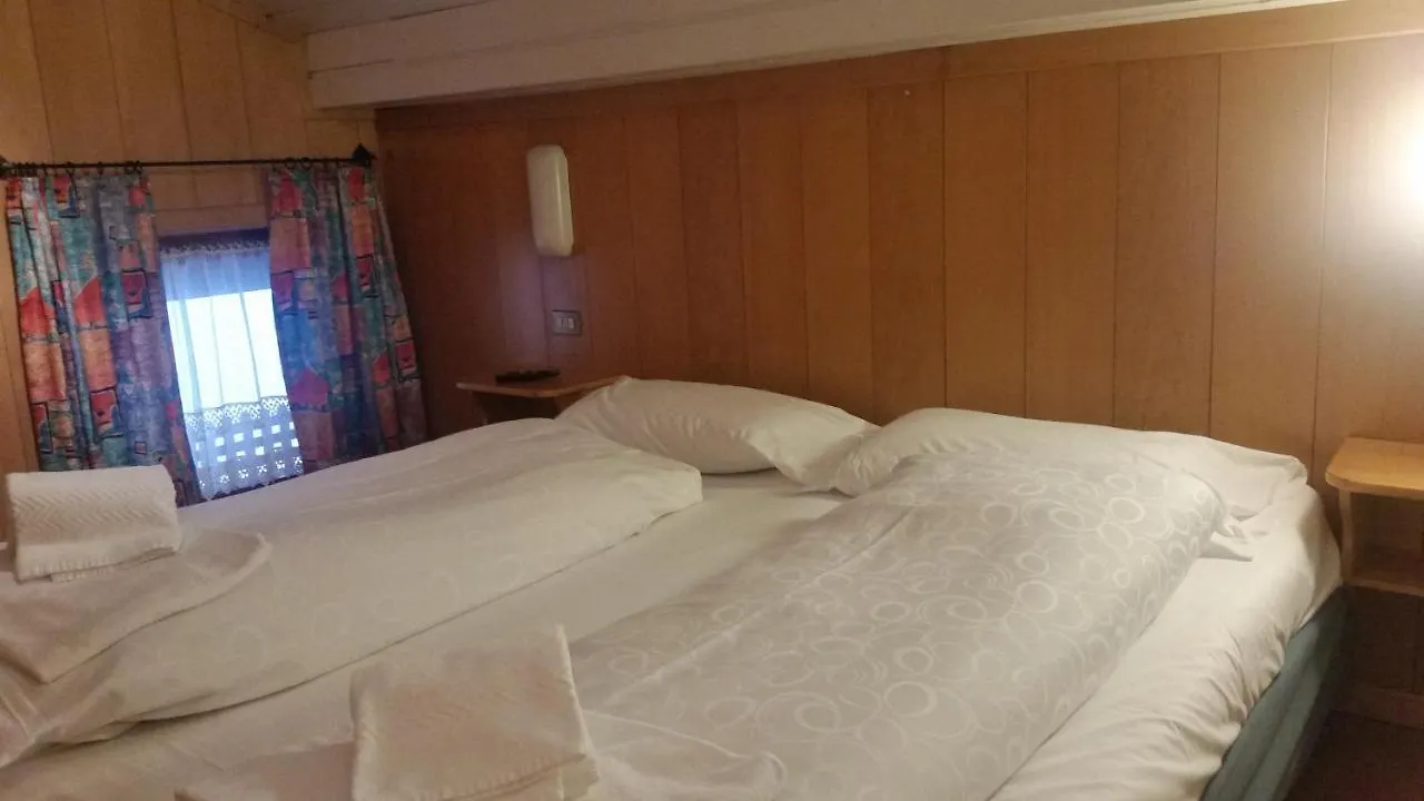B&B Chalet Brigitte Hike & Bike Arabba Bed & Breakfast